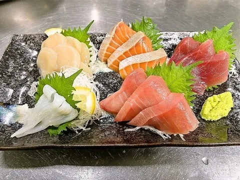 日替わりのお刺身5点盛り!
